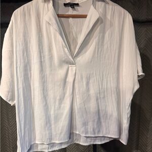 Lulu's White Short-Sleeve V-Neck Boxy Blouse